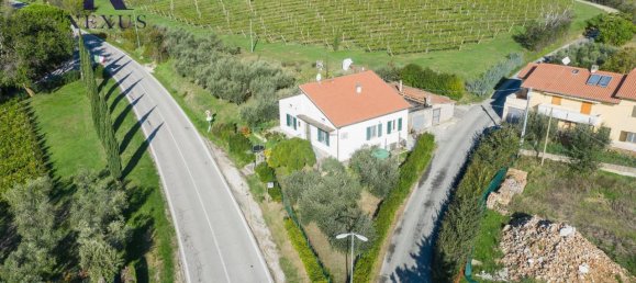 4-salle Maison à Terre Roveresche, Italy No. 133668 2