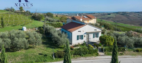 4-salle Maison à Terre Roveresche, Italy No. 133668 3