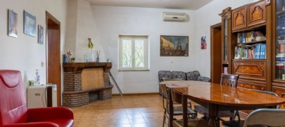 Villa de 7 divisões em Labico, Italy N.º 198661 4