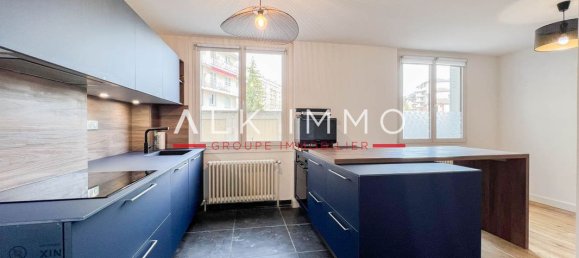 2 bedrooms Apartment in Annecy, France No. 205839 3