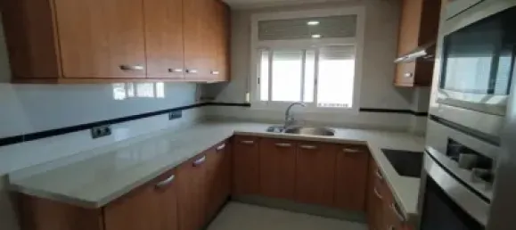 4 bedrooms Apartment in Castellon, Spain No. 93812 8