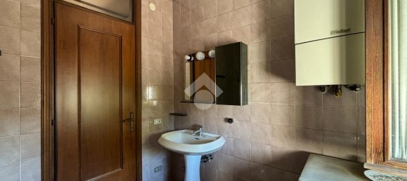 1 bedroom Apartment in San Giorgio delle Pertiche, Italy No. 347399 17
