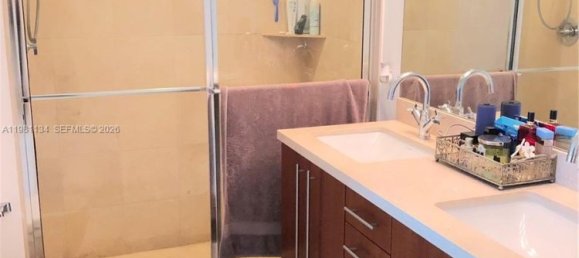 2 Schlafzimmer Gewerbliche Immobilien in Miami, USA, Nr. 615356 5