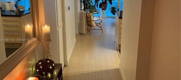 2 Schlafzimmer Gewerbliche Immobilien in Miami, USA, Nr. 615356 7