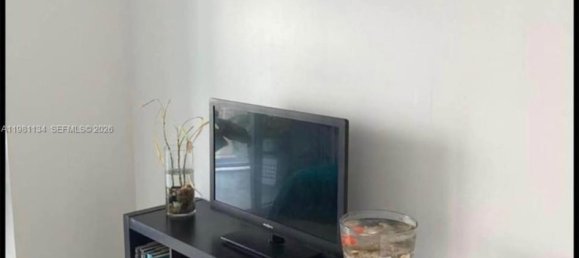 2 Schlafzimmer Gewerbliche Immobilien in Miami, USA, Nr. 615356 3