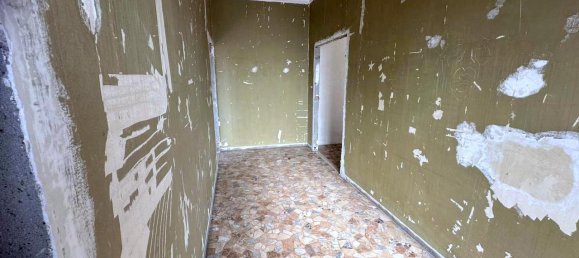 4 rooms Apartment in Padua, Italy No. 32066 9