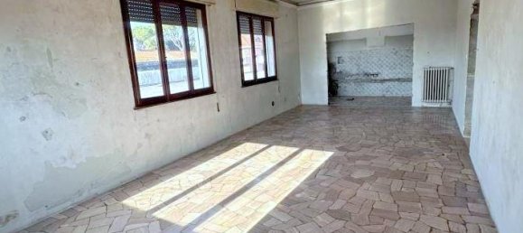 4 rooms Apartment in Padua, Italy No. 32066 7