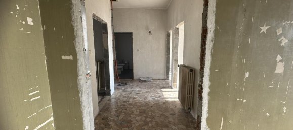 4 rooms Apartment in Padua, Italy No. 32066 10