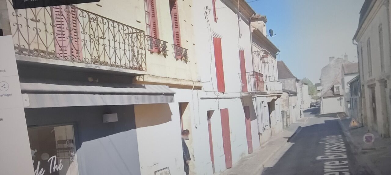 3 bedrooms House in Lalinde, France No. 284967