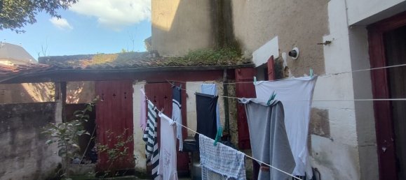 3 bedrooms House in Lalinde, France No. 284967 10