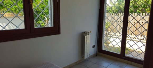 3 bedrooms House in Rome, Italy No. 357022 20