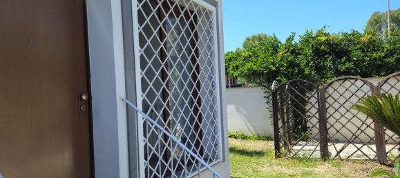 3 bedrooms House in Rome, Italy No. 357022 2