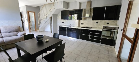 3 bedrooms House in Rome, Italy No. 357022 17