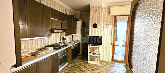 4 Schlafzimmer Wohnung in Cremona, Italy, Nr. 102662 4