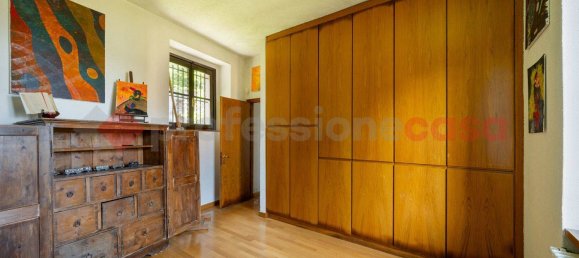 3 bedrooms Villa in Stresa, Italy No. 266919 15