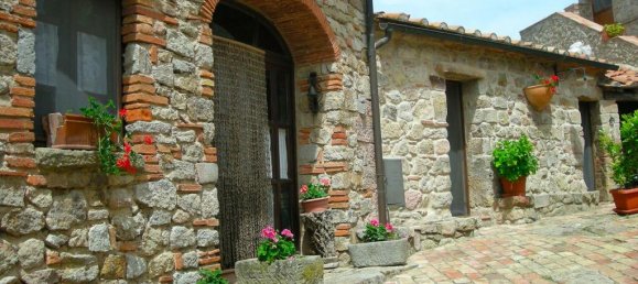 Квартира с 6 спальнями в Роккастрада, Италия № 56064 2