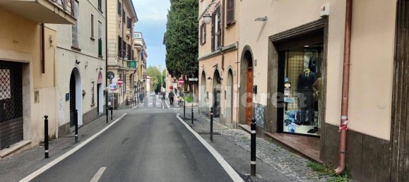 Propiedad comercial de 2 habitaciónes en Grottaferrata, Italy No. 266323 12