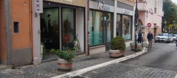 Propiedad comercial de 2 habitaciónes en Grottaferrata, Italy No. 266323 25