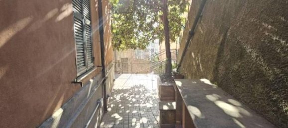 5 rooms Apartment in Genoa, Italy No. 11648 41