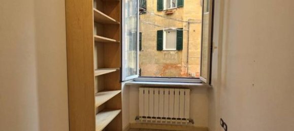 5 rooms Apartment in Genoa, Italy No. 11648 27