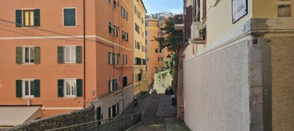 5 rooms Apartment in Genoa, Italy No. 11648 60