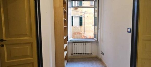 5 rooms Apartment in Genoa, Italy No. 11648 26