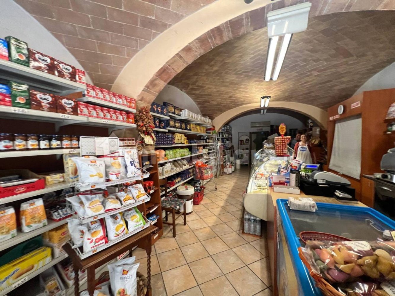 2 rooms Commercial property in Colle di Val d'Elsa, Italy No. 268547