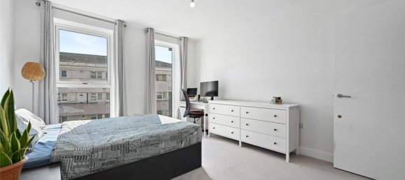 1 bedroom Apartment in London, United Kingdom No. 3832 5