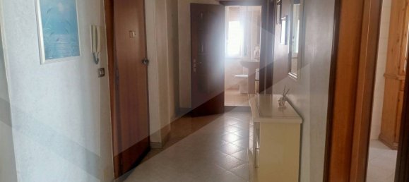 Квартира с 3 комнатами в Бари, Италия № 20669 24