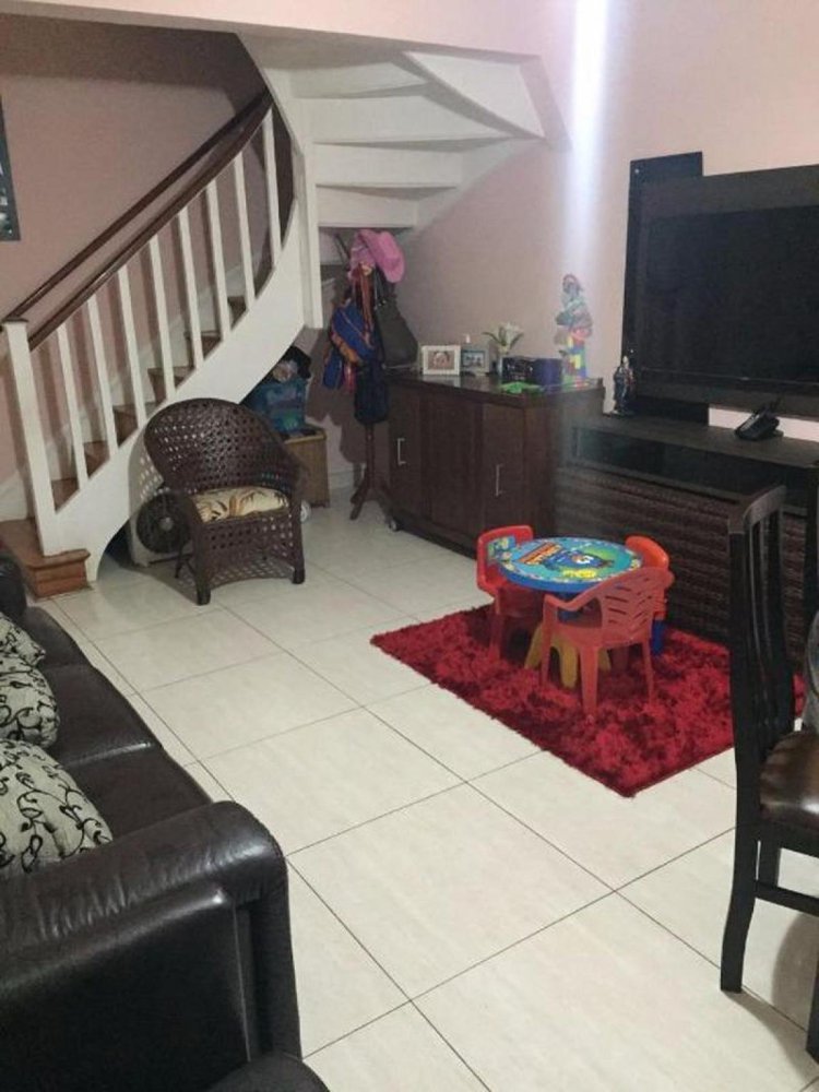 Casa de 2 dormitorios en Sao Paulo, Brazil No. 484175