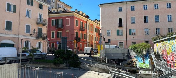 18m² Garage in Cuneo, Italy No. 132043 10