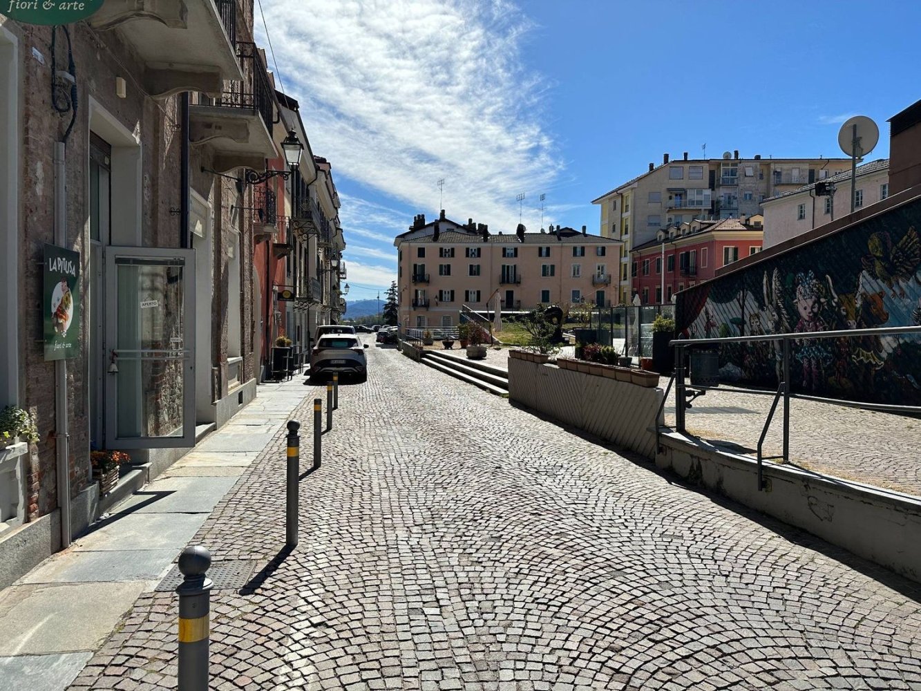18m² Garage in Cuneo, Italy No. 132043