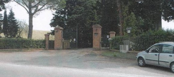 Studio in Gambassi Terme, Italy No. 1494 4