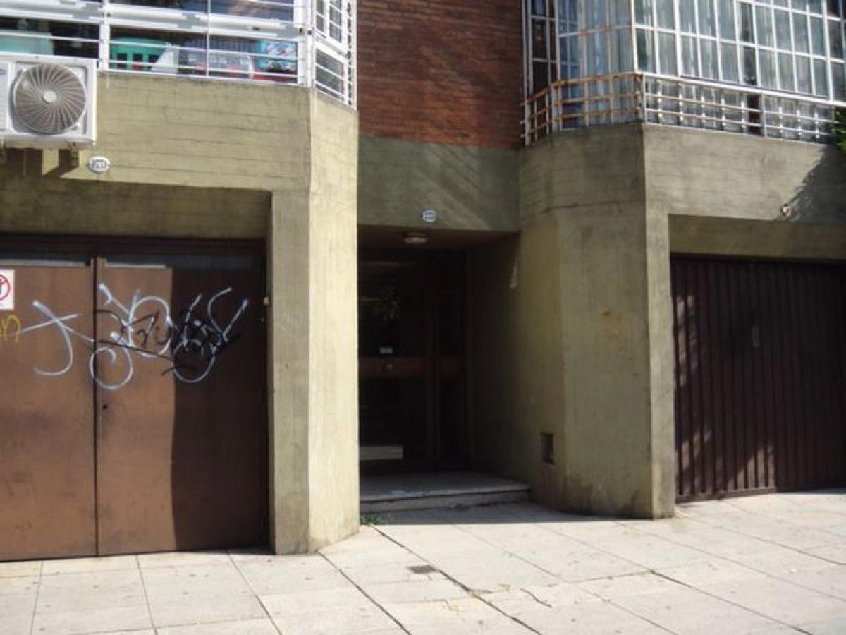 2 bedrooms House in Buenos Aires, Argentina No. 78984