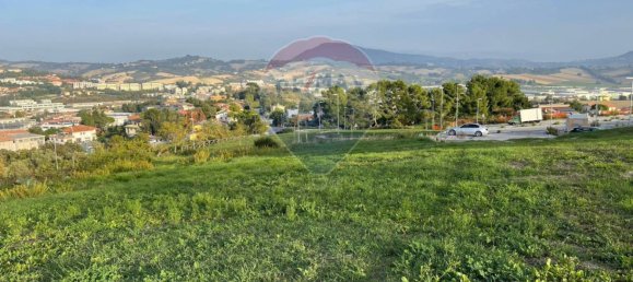 Grundstück in Ancona, Italy 1200m², Nr. 67127 8