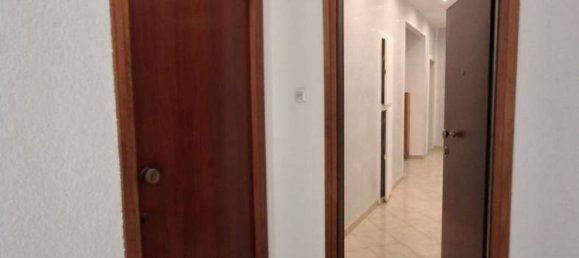 4 bedrooms Apartment in Trieste, Italy No. 303176 7