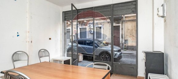 2غرفة عقار تجاري في Acireale, Italy رقم 22904 8
