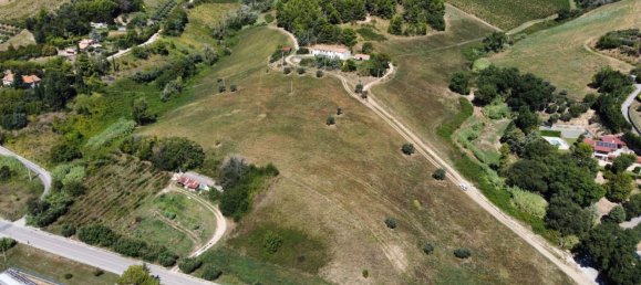  Land in Ripatransone, Italy No. 314601 19