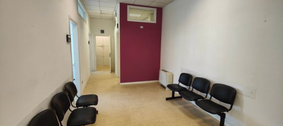 440m² Office in Montevarchi, Italy No. 229169 18