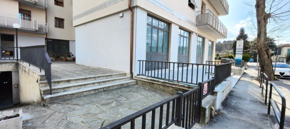 440m² Office in Montevarchi, Italy No. 229169 2