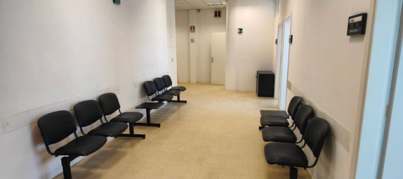 440m² Office in Montevarchi, Italy No. 229169 41