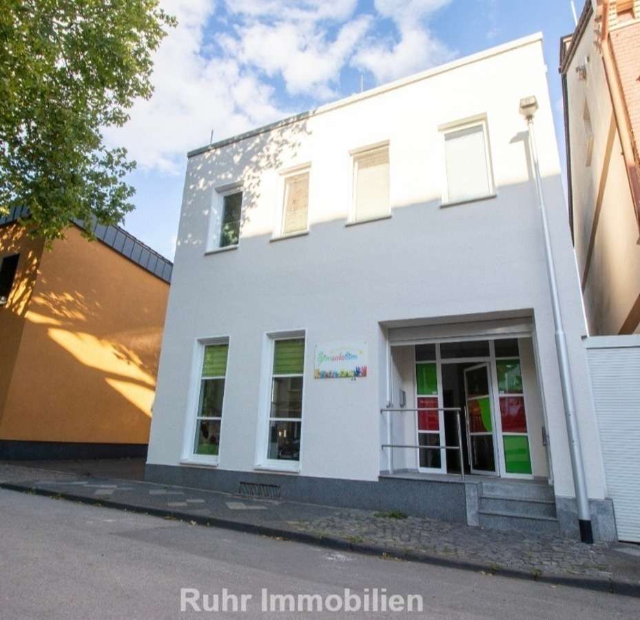 76m² Office in Markischer, Germany No. 366976
