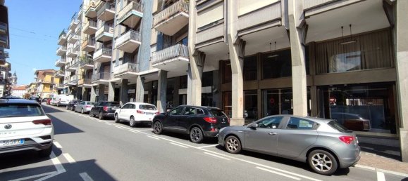 2 rooms Commercial property in Arona, Italy No. 108441 3