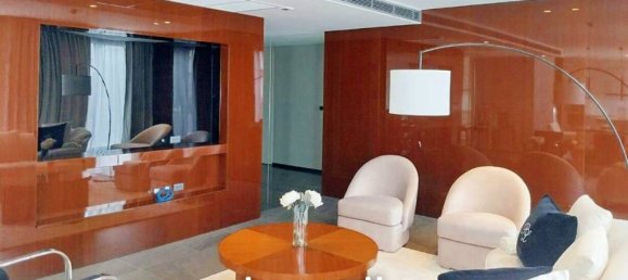 3 bedrooms Condo in Bangkok, Thailand No. 16304 2