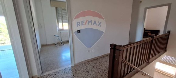 8 rooms House in Trevi, Italy No. 45932 15