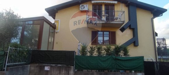 Casa de 2 dormitorios en Tradate, Italy No. 137231 9