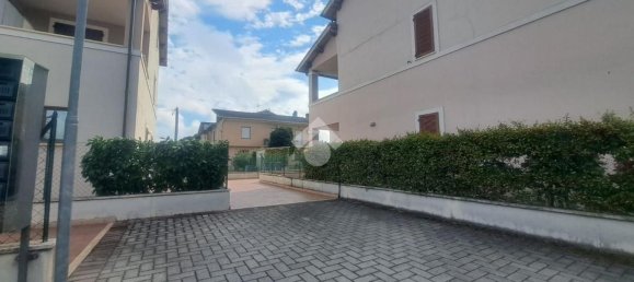 4 rooms Apartment in Spello, Italy No. 129851 11
