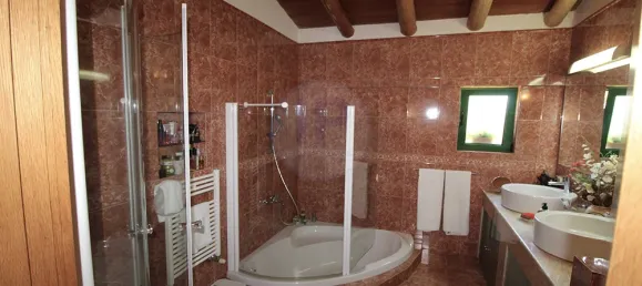 Дом с 4 спальнями в Силвиш, Португалия № 128007 14