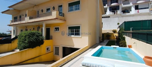 3 bedrooms House in Porto Salvo, Portugal No. 213500 38