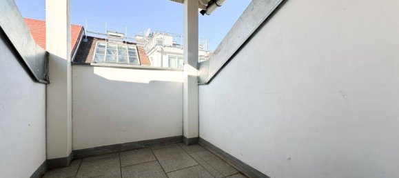 Дуплекс с 2 комнатами в Оттакринг, Австрия № 215948 6